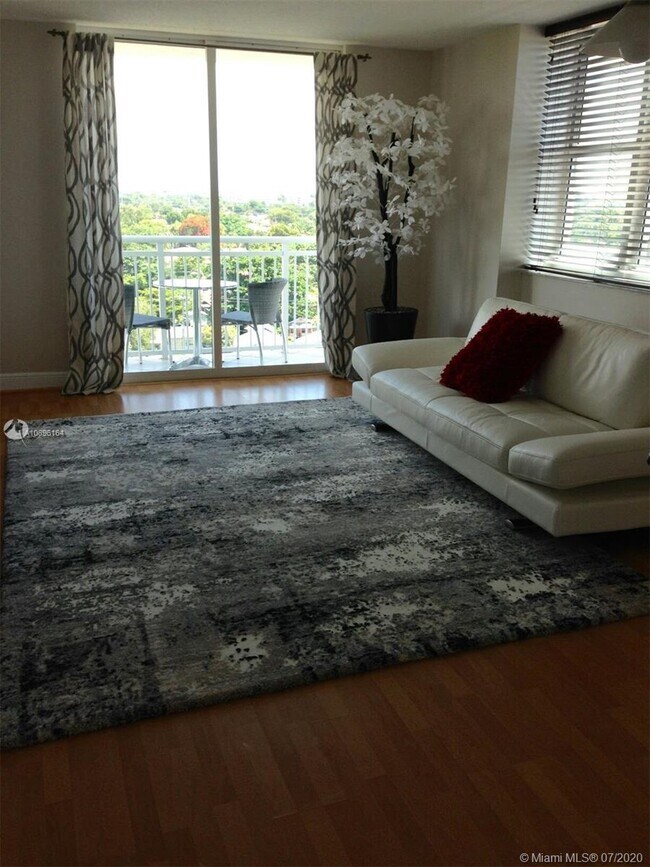 3000 Coral Way Apartments and Nearby Coral Gables Apartments For Rent