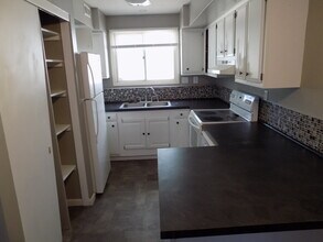 5553 Canterbury Ln in Lincoln, NE - Building Photo - Building Photo