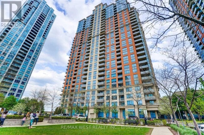 property at 25 Viking Ln