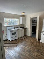 42 Miner Street Rd, Unit #1 in Canton, NY - Building Photo