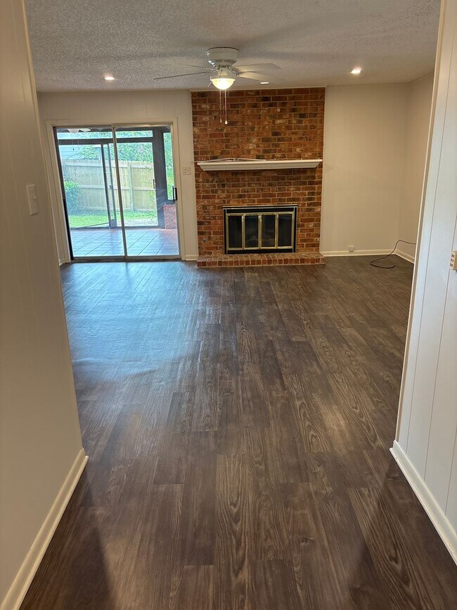 430-434 Top Hill Dr in Tyler, TX - Building Photo - Building Photo