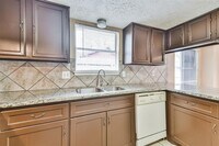 14602 Wind Lock Cir photo'