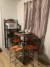 16340 NW 17th Ct in Opa Locka, FL - Foto de edificio - Building Photo