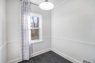 5 Wenonah Dr in Pontiac, MI - Building Photo - Building Photo