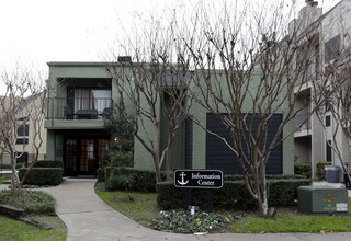 Hubbard's Ridge Apartments in Garland, TX - Foto de edificio - Building Photo