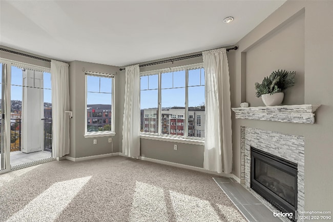 1525 NW 57th St, Unit 507 in Seattle, WA - Foto de edificio - Building Photo