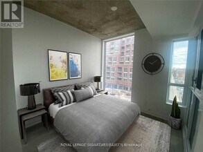 1808 St Clair Ave W in Toronto, ON - Building Photo - Building Photo
