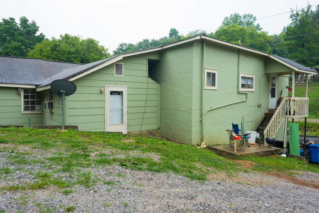 944 E Elmwood Dr in Chattanooga, TN - Building Photo