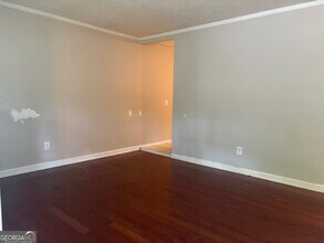 8145 Attleboro Dr in Jonesboro, GA - Building Photo - Building Photo