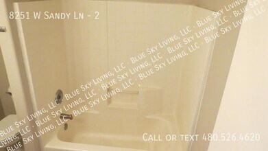 8251 W Sandy Ln in Arizona City, AZ - Building Photo - Building Photo