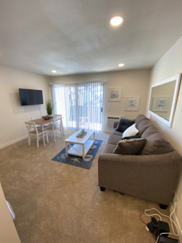1337 Caminito Gabaldon in San Diego, CA - Building Photo - Building Photo
