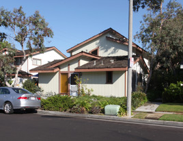 207 Oswegp Ave Apartments