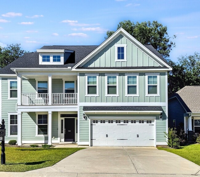 property at 524 Harbour Pointe Dr