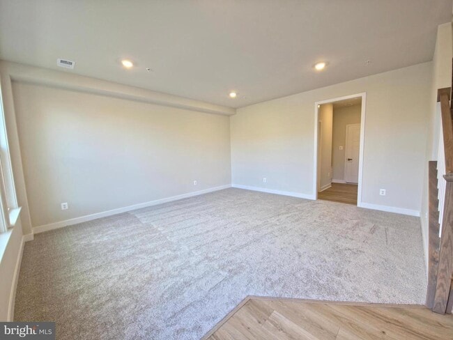 property at 3552 Worthington Blvd