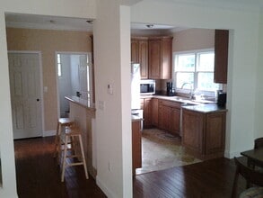 121 3rd St in Colonial Beach, VA - Foto de edificio - Building Photo