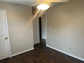 101 Kinchloe Ct in Jonesborough, TN - Building Photo - Building Photo