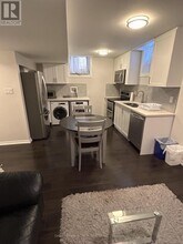 28 Sheldon Dr in Ajax, ON - Building Photo - Building Photo