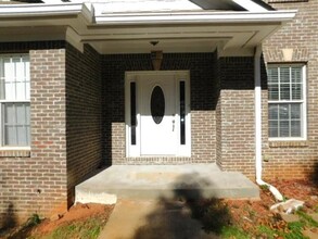 2741 Jims Rd NE in Marietta, GA - Building Photo - Building Photo