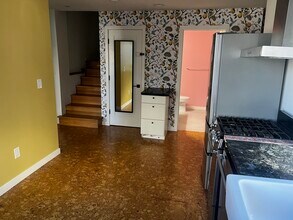 5056 Renton Ave S in Seattle, WA - Building Photo - Building Photo