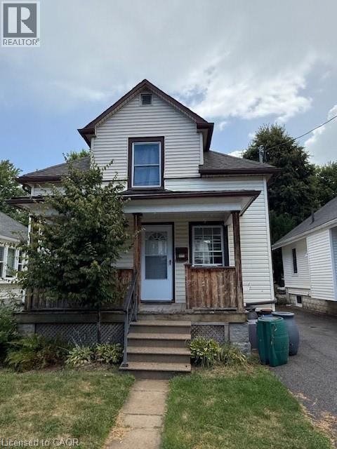 property at 4 Marquis St