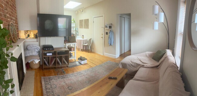 204 Warren St in Jersey City, NJ - Building Photo - Building Photo