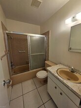 1512 Huntdale St E in Lehigh Acres, FL - Building Photo - Building Photo