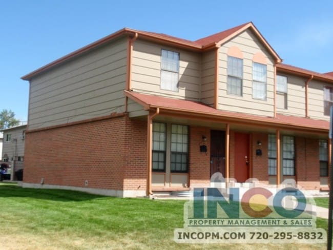 property at 792 S Patton Ct