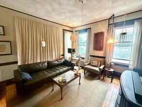 66 Fairbanks St, Unit 3 in Boston, MA - Building Photo - Building Photo