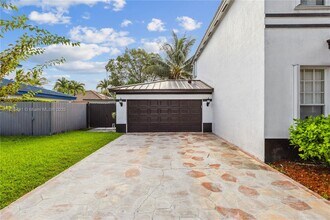 20235 SW 129th Ave in Miami, FL - Building Photo - Building Photo