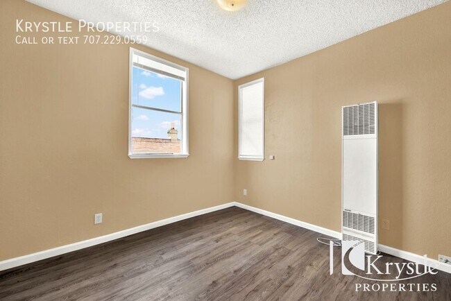 320 Georgia St in Vallejo, CA - Building Photo - Building Photo