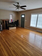 821 4th Ave SE in Le Mars, IA - Building Photo - Building Photo