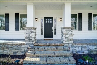 620 Cross Ridge Ln in Manakin Sabot, VA - Building Photo - Building Photo