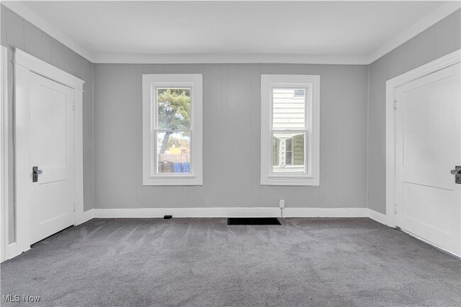 property at 3122 W 30th St