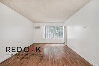 5107 Passons Blvd, Unit 110 in Pico Rivera, CA - Foto de edificio - Building Photo