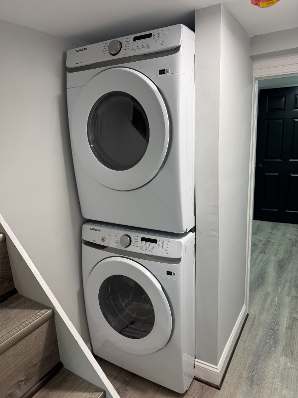 1927 Harlem Ave in Baltimore, MD - Foto de edificio - Building Photo