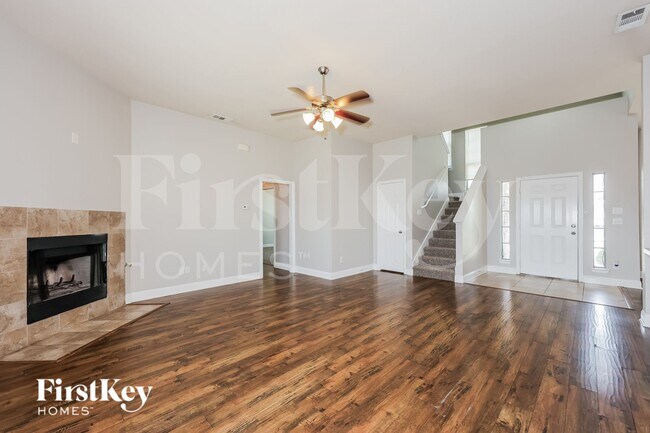 614 Canvas Ct in Lancaster, TX - Building Photo - Building Photo