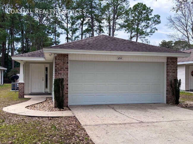 64 7th Ave in Shalimar, FL - Building Photo - Building Photo