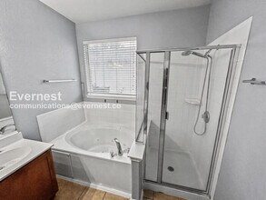 188 Oxford Dr in Kyle, TX - Building Photo - Building Photo