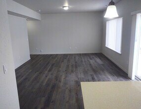 Fruitland Duplexes in Coeur d'Alene, ID - Building Photo - Building Photo