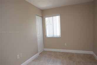 479 NW 19th St in Miami, FL - Building Photo - Building Photo