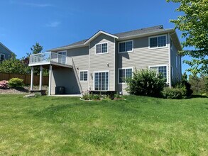 1715 NW Nicole Ct in Pullman, WA - Building Photo - Building Photo