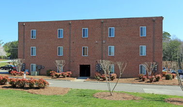 Garden Park Hanes Mall in Winston-Salem, NC - Building Photo - Building Photo