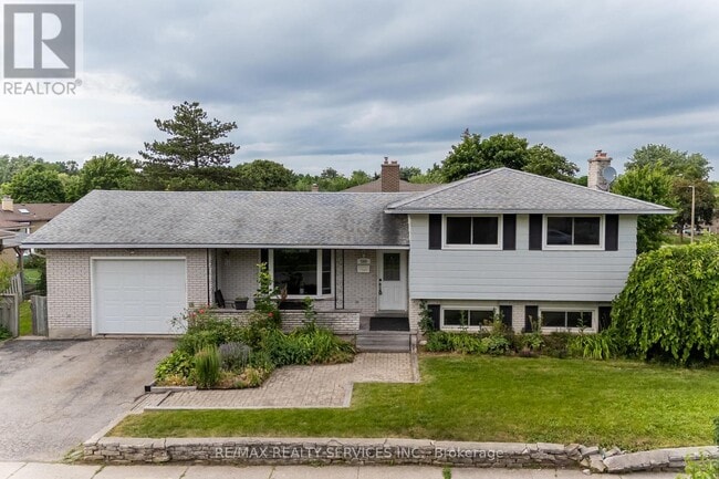 property at 560 Highpoint Ave