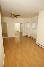 429 18th Ave, Unit 2FL in Newark, NJ - Foto de edificio - Building Photo