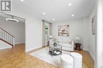 6486 Edenwood Dr in Mississauga, ON - Building Photo - Building Photo