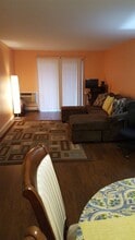 2402 Independence Ln in Madison, WI - Building Photo - Building Photo