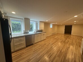 1126 18th Ave E in Seattle, WA - Building Photo - Building Photo