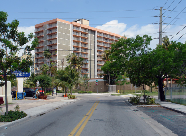 Jack Orr Senior Center in Miami, FL - Building Photo - Building Photo