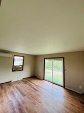 2012 Willow Way Dr, Unit 2008 in New Castle, PA - Building Photo - Building Photo