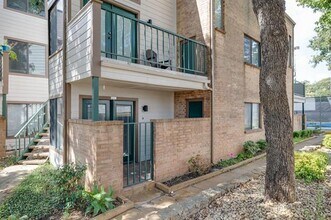 2304 Balsam Dr in Arlington, TX - Building Photo - Building Photo